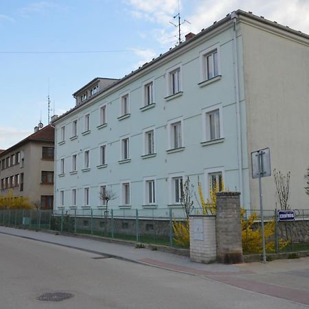 Apartmanovy Byt Trebon Exterior foto
