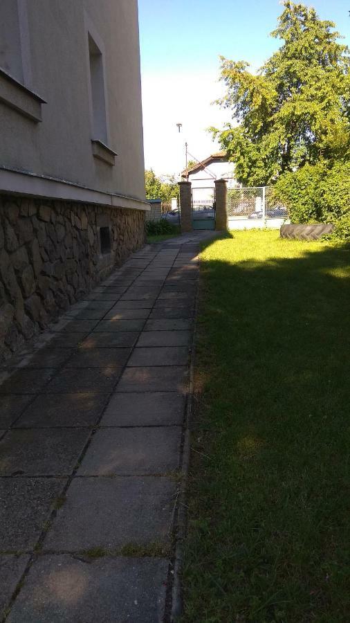 Apartmanovy Byt Trebon Exterior foto