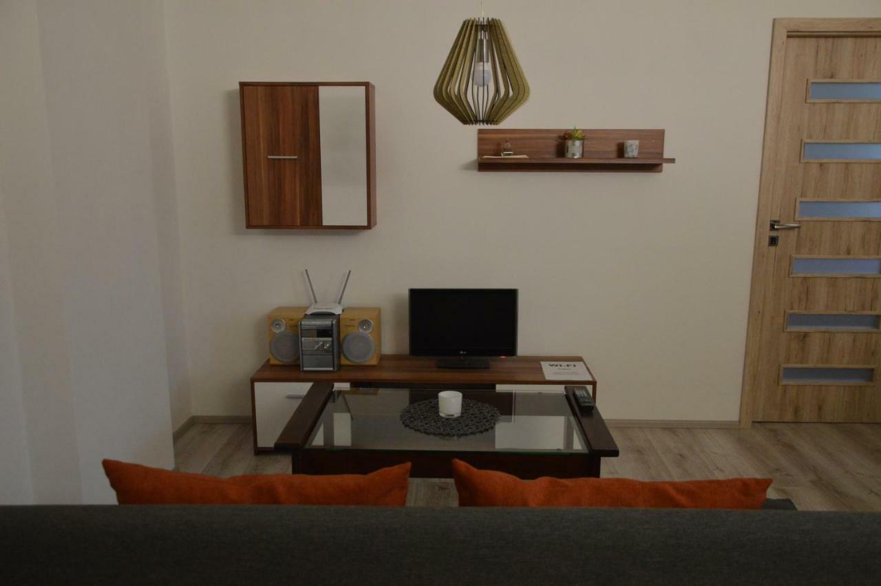Apartmanovy Byt Trebon Exterior foto