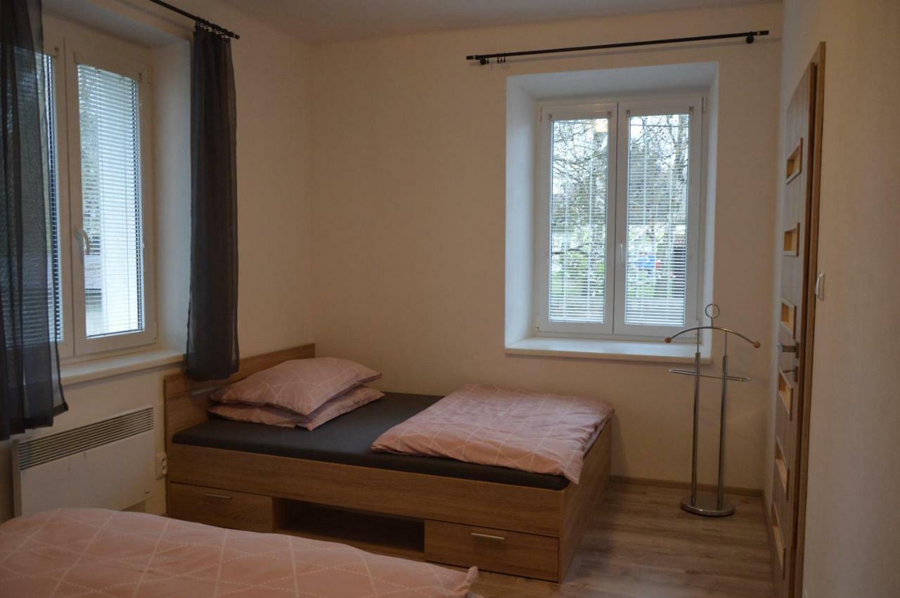 Apartmanovy Byt Trebon Exterior foto
